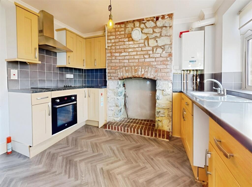 Barrow Hill Cottages, Ashford, Kent, TN23 photo 2