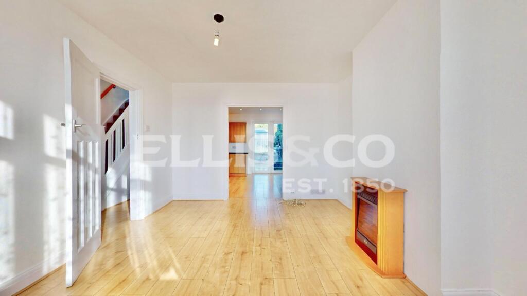 House in London - View 3