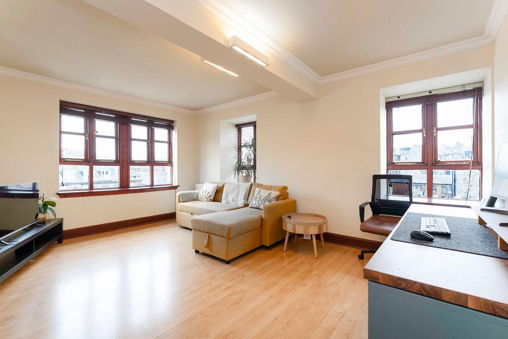 Maritime Street, Edinburgh, EH6 - 4