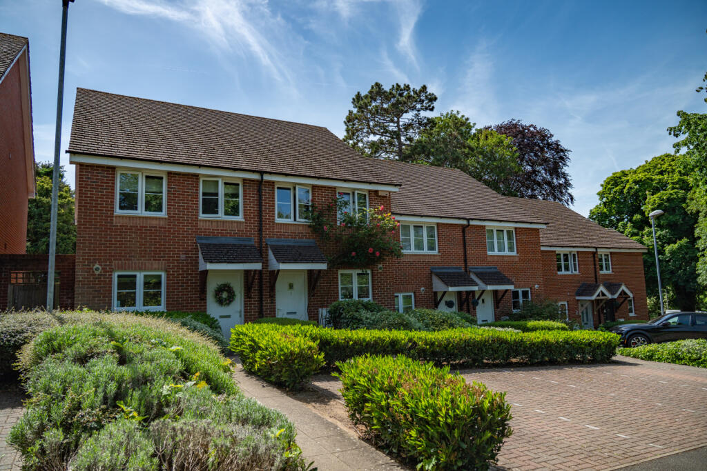 Main image of property: Rectory Court, Princes Risborough, Buckinghamshire, HP27