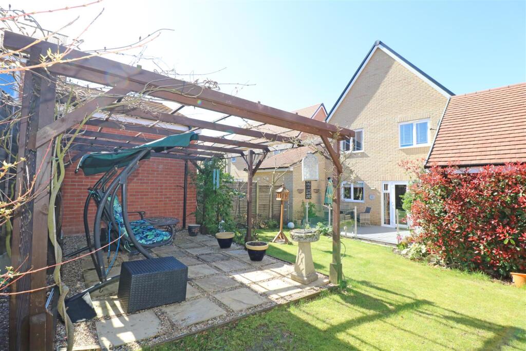 Arla Mews, Hatfield Peverel photo 4