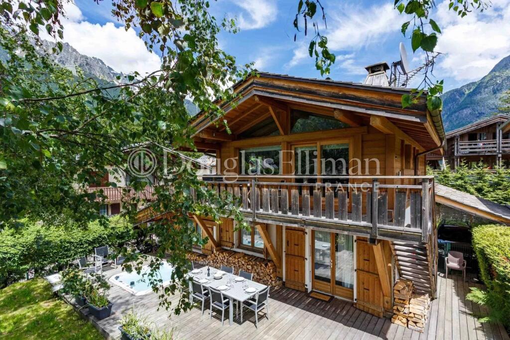 Main image of property: Rhone Alps, Haute-Savoie, Chamonix
