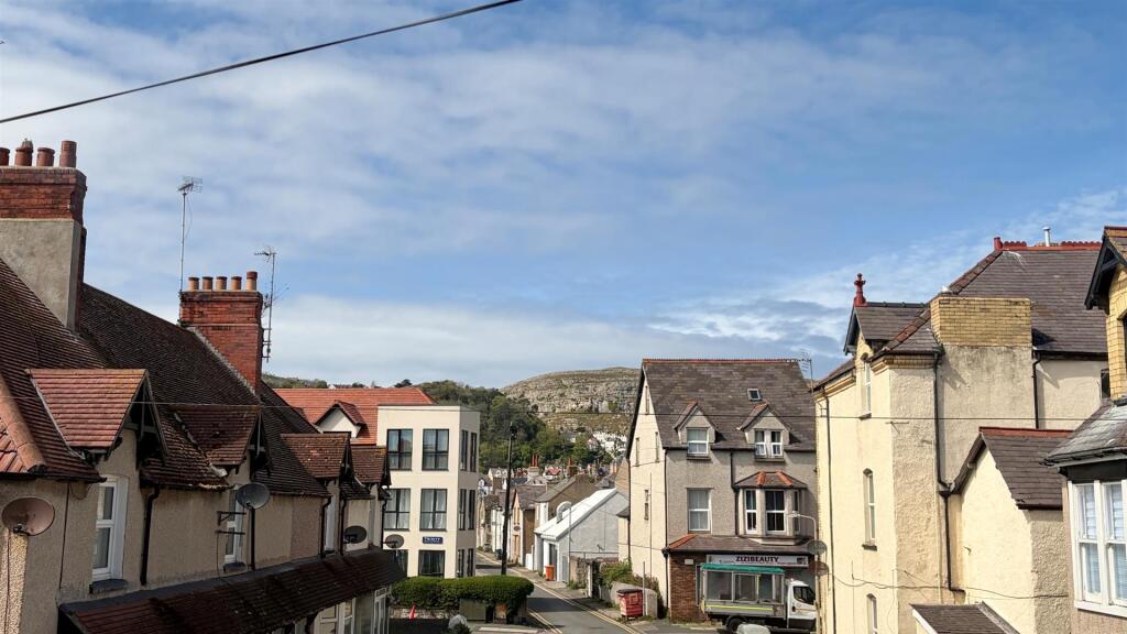 Jubilee Street, Llandudno photo 4