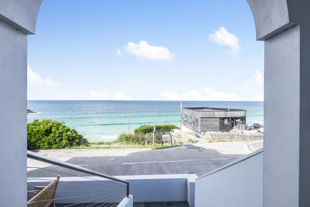 Apartment in St Ives, Cornwall - More