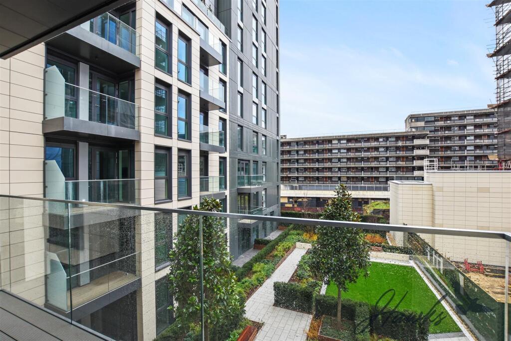 Main image of property: 15 Glenthorne Road, Hammersmith, London
