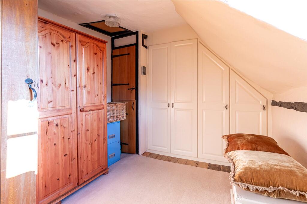 House in Swindon, Grafton - More