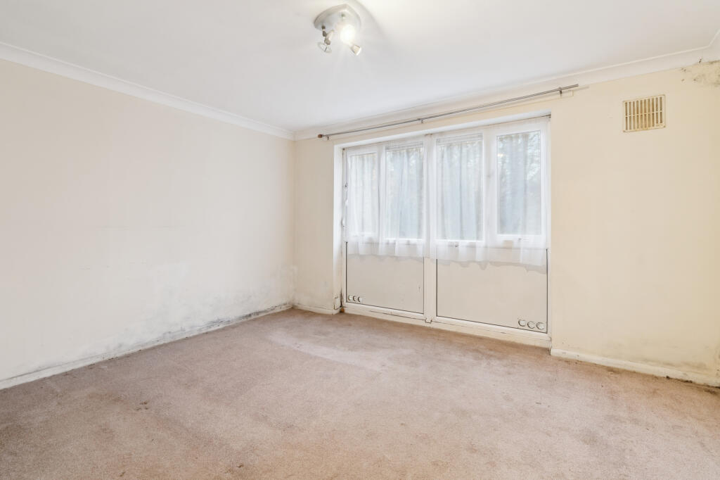 Apartment in Dacorum, Woodhall Farm - View 4