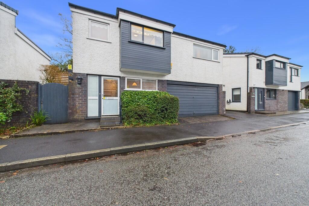 Main image of property: 4 South Craig, Bowness-on-Windermere, LA23 2JQ