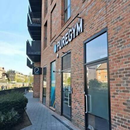 tenant-puregym-entrance.jpg