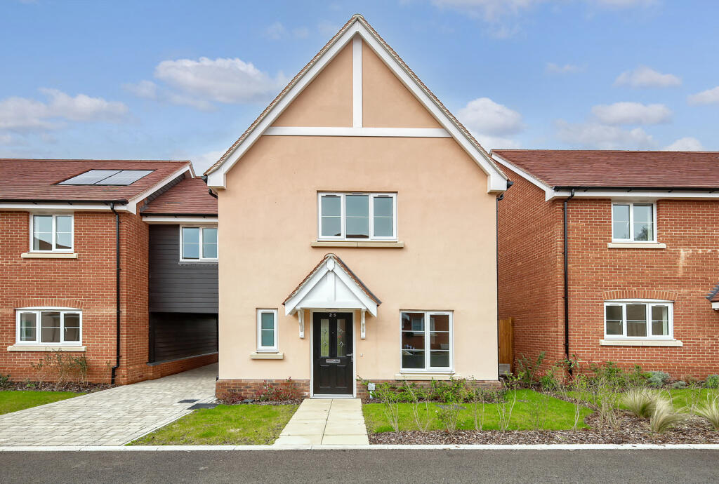 Main image of property: Scholars Close, Felsted, CM6