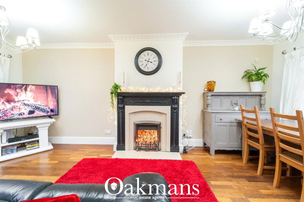 House in Birmingham, West Midlands - More