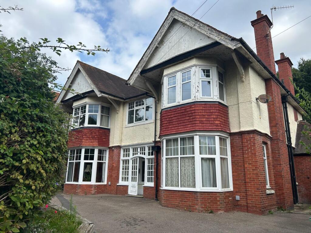 Main image of property: De La Warr Road, Bexhill-On-Sea