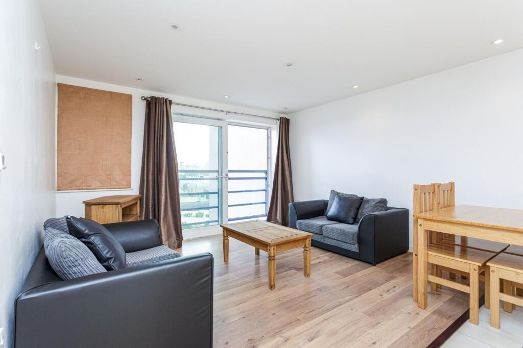 Main image of property: The Crescent, Gunwharf Quays, Portsmouth, PO1