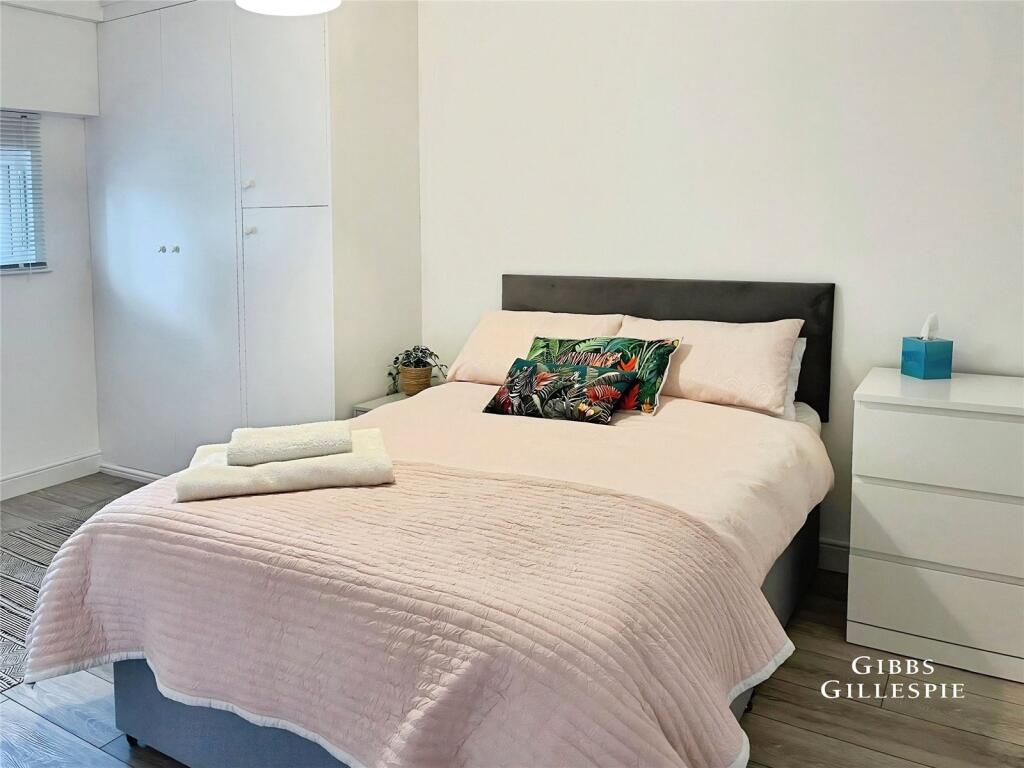 Main image of property: St. Marys Square, London, W5