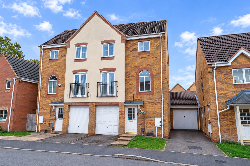 3-bed semi-detached on Thistley Close, Thorpe Astley, Leicester, Leicestershire, £250,000