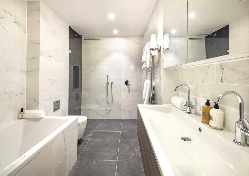 Apartment in London, City of Westminster - View 5