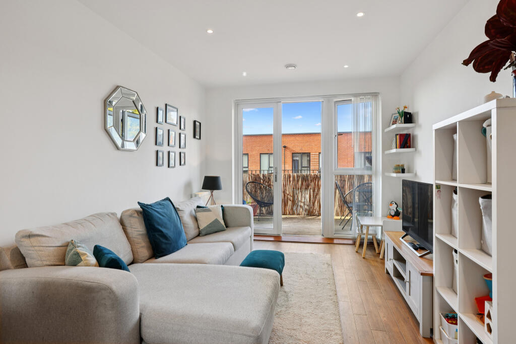 Main image of property: Myers Court, Brentford, Greater London, TW8