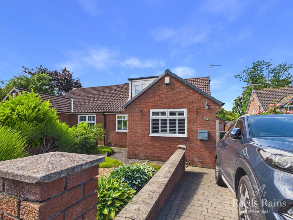 Sherwood Close, Ormesby, Middlesbrough, North Yorkshire, TS7 photo 2