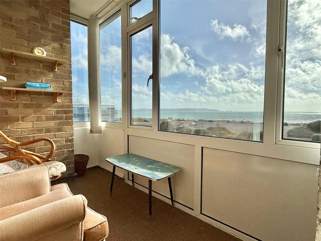 Apartment in Southampton - View 3