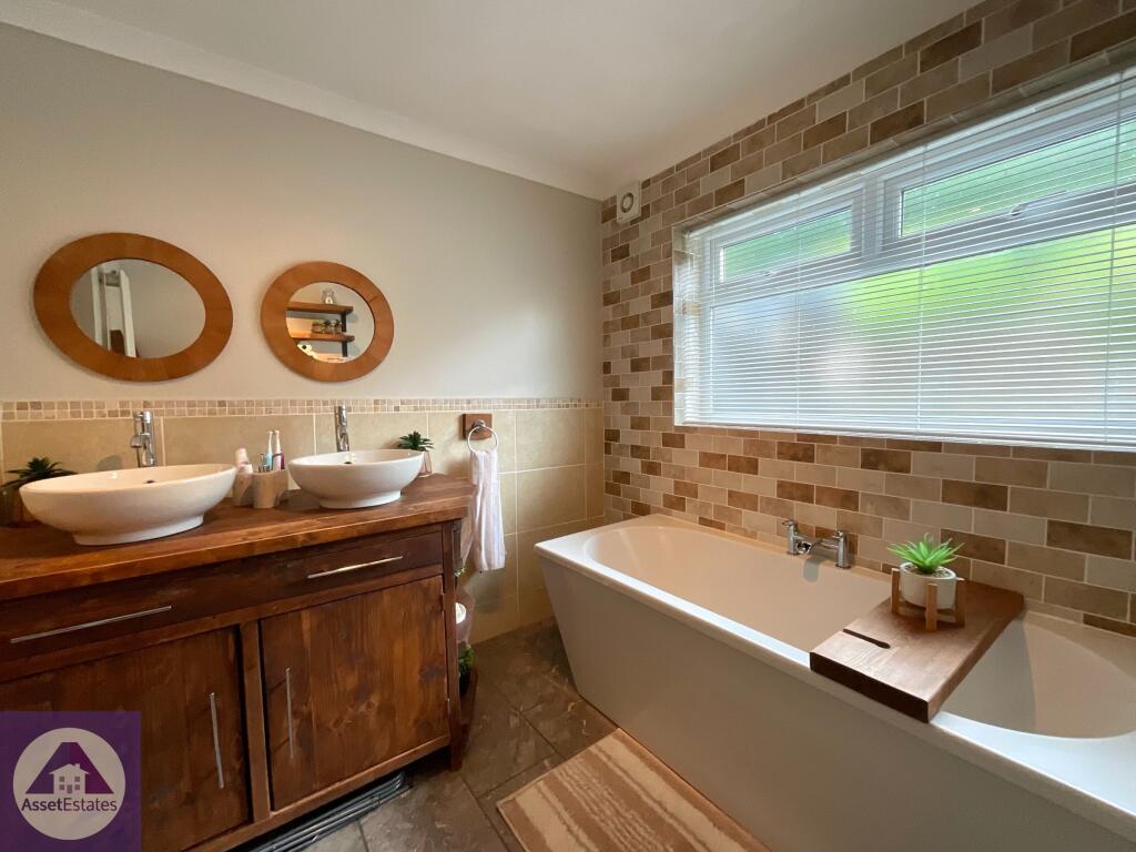 House in Newport, Abertillery - View 3