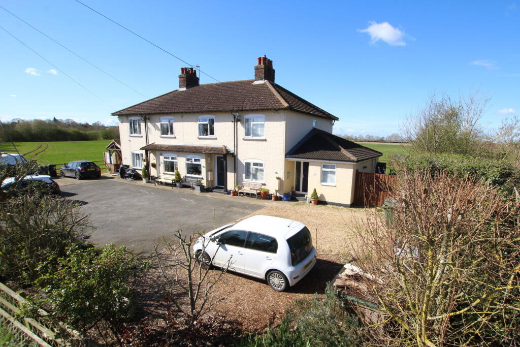 Main image of property: Blunham Road, Moggerhanger