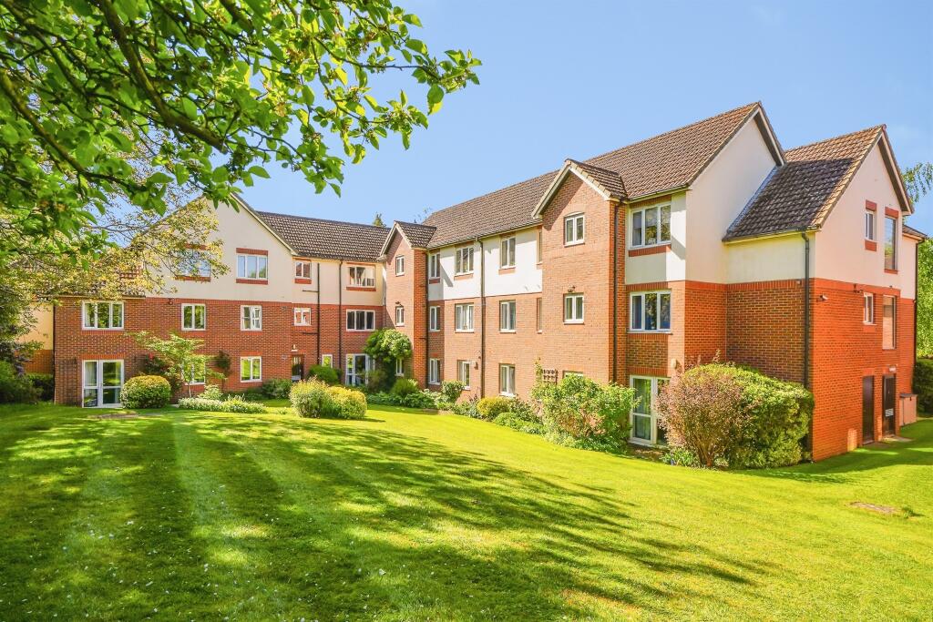 Main image of property: London Road, Headington, Oxford