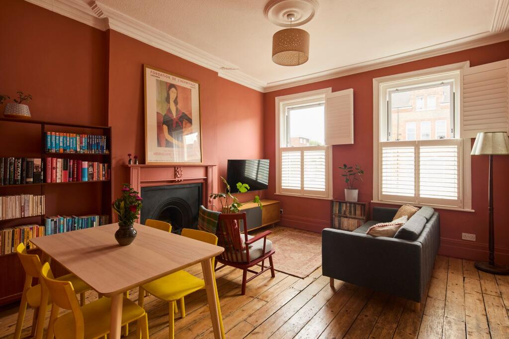 Apartment in London - View 2