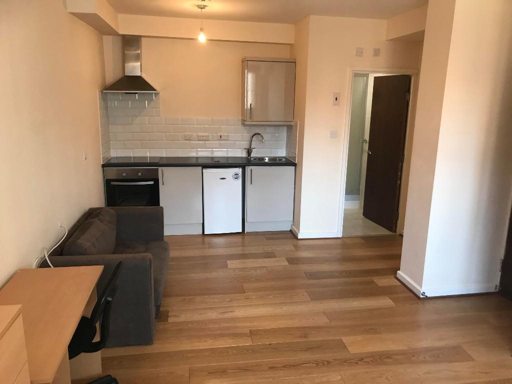 Main image of property: Portswood Road, Southampton, Hampshire, SO17