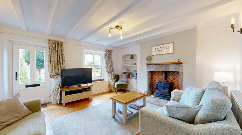 House in Derbyshire Dales, Starkholmes, Matlock Town - View 2