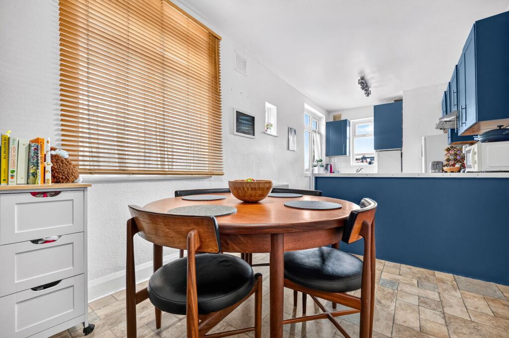 House in London - More