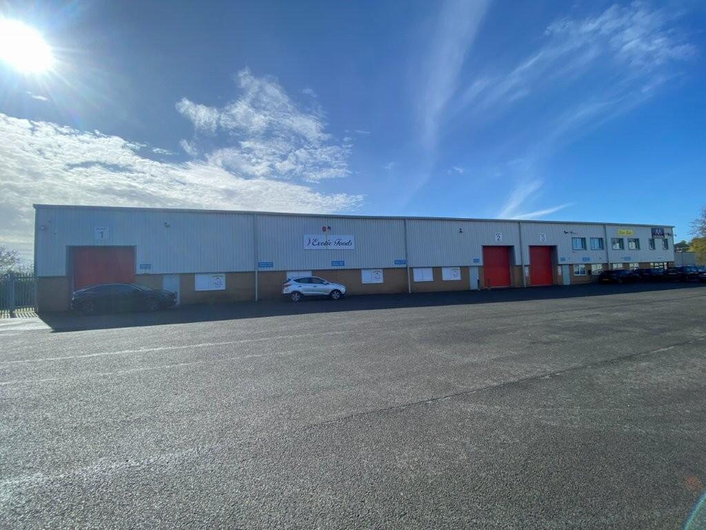 Photo 3
