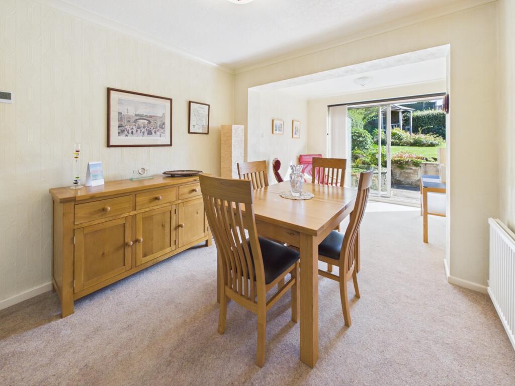 House in North East Derbyshire, Dronfield - View 5