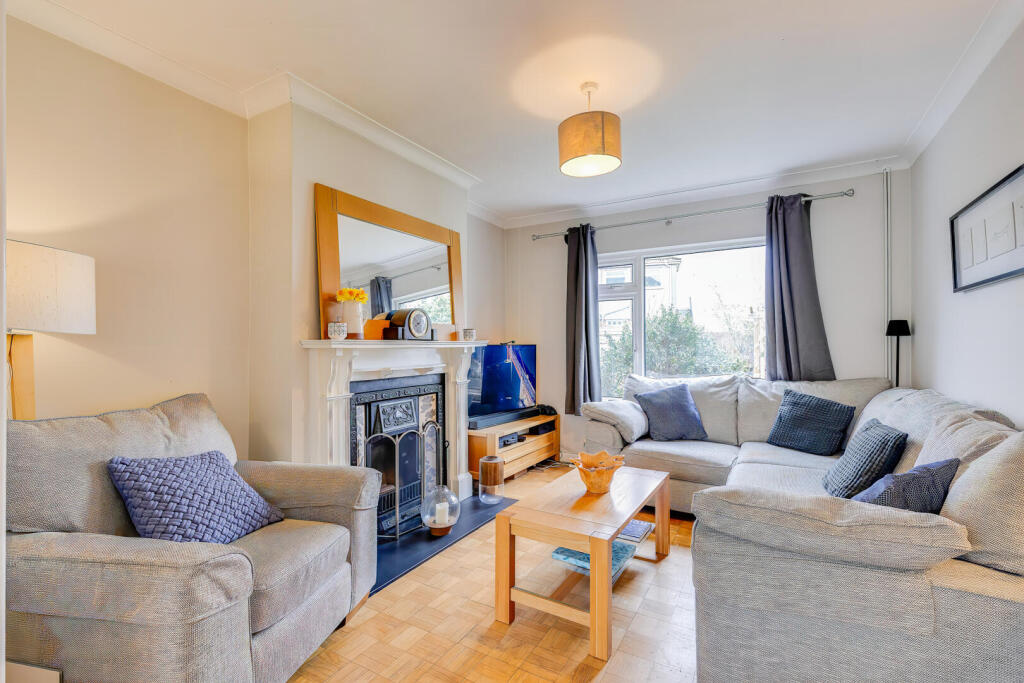 Heol Lewis, Rhiwbina, Cardiff photo 2