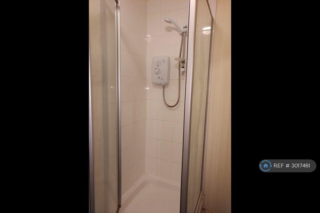Apartment in Wolverhampton - More