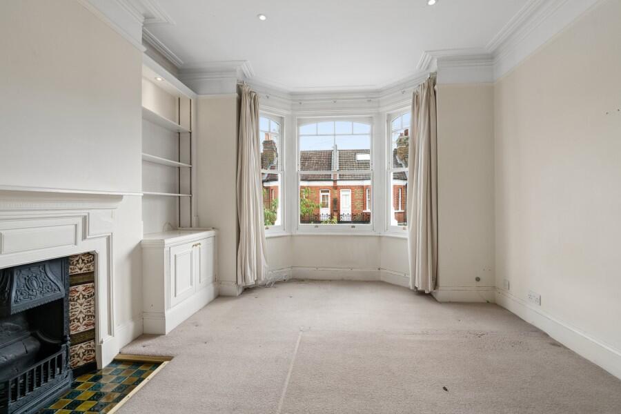 Apartment in London - More