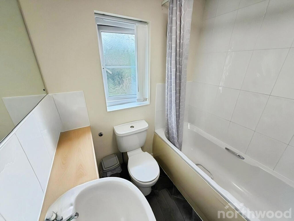 House in Liverpool, Kirkdale - View 5