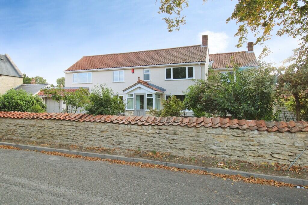 House in North Kesteven, Waddington - More