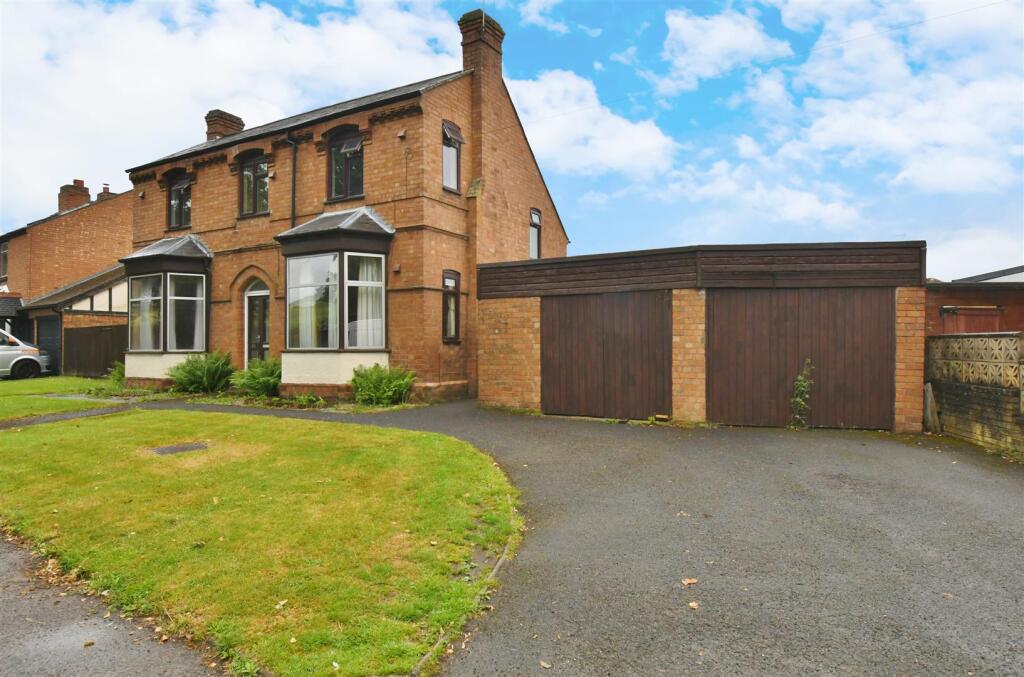 Main image of property: Offchurch Road, Leamington Spa