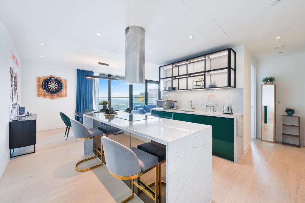 Apartment in London - View 3