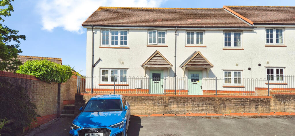 3-bed terraced on Wambrook Place, Chard, Somerset, £275,000