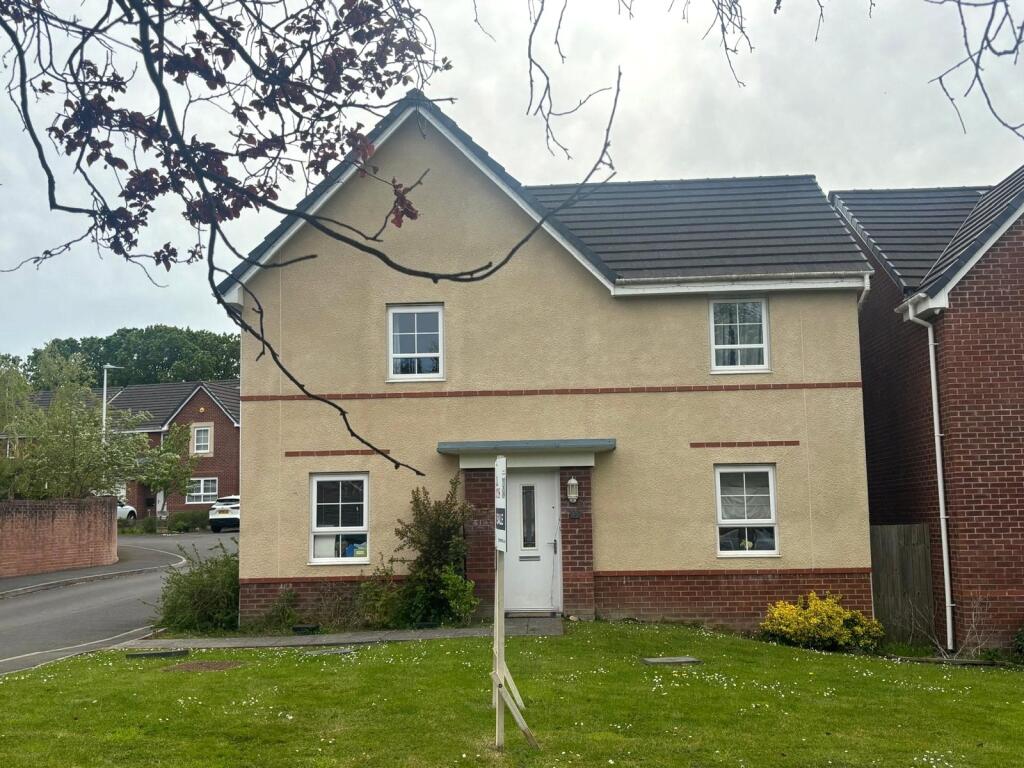 Main image of property: Heol Pentre Bach, Gorseinon, Swansea, SA4
