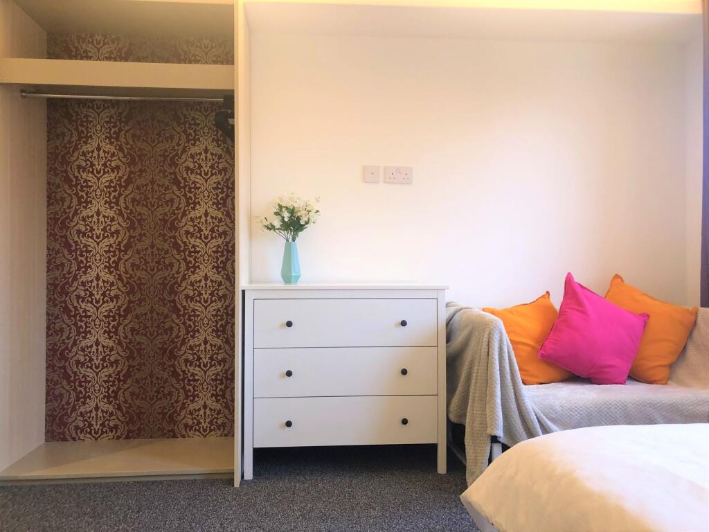 Studio flat for rent