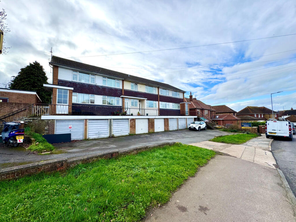 Main image of property: Wood Street, Chelmsford, Essex, CM2 8BL