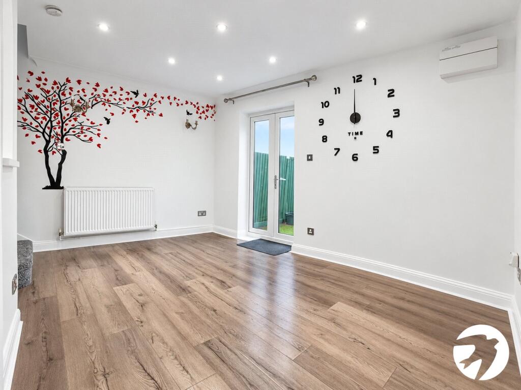 House in Dartford, Temple Hill - View 4