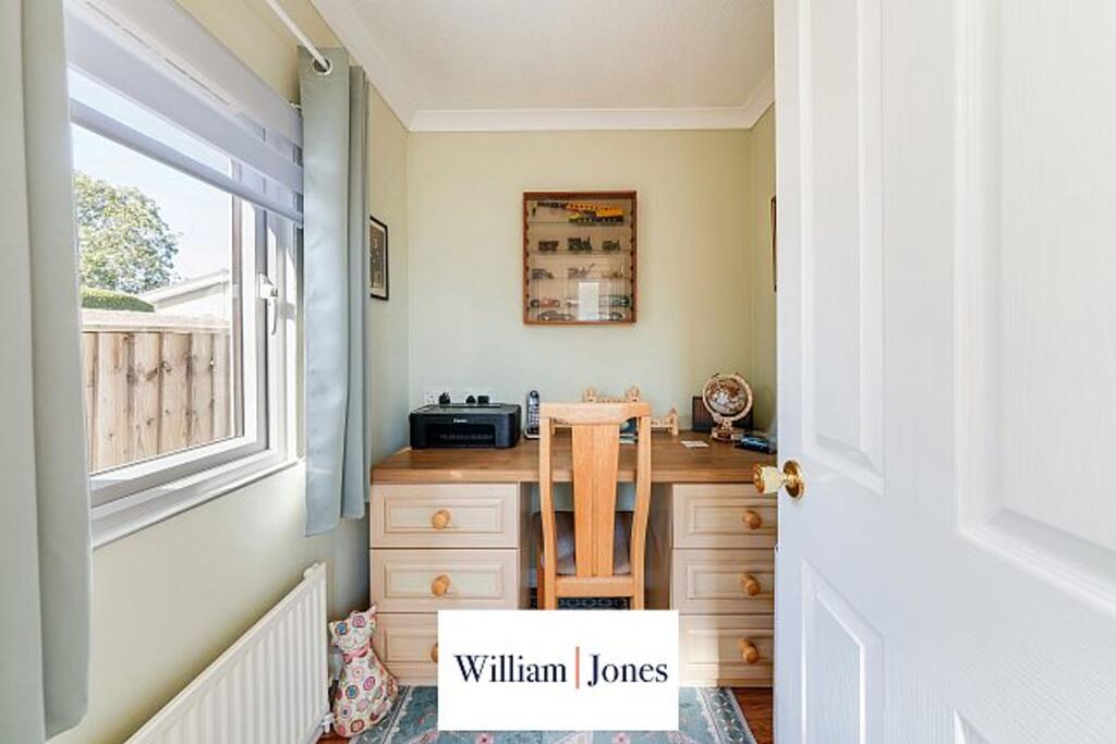House in South Oxfordshire, Cavendish Park, Didcot - View 5