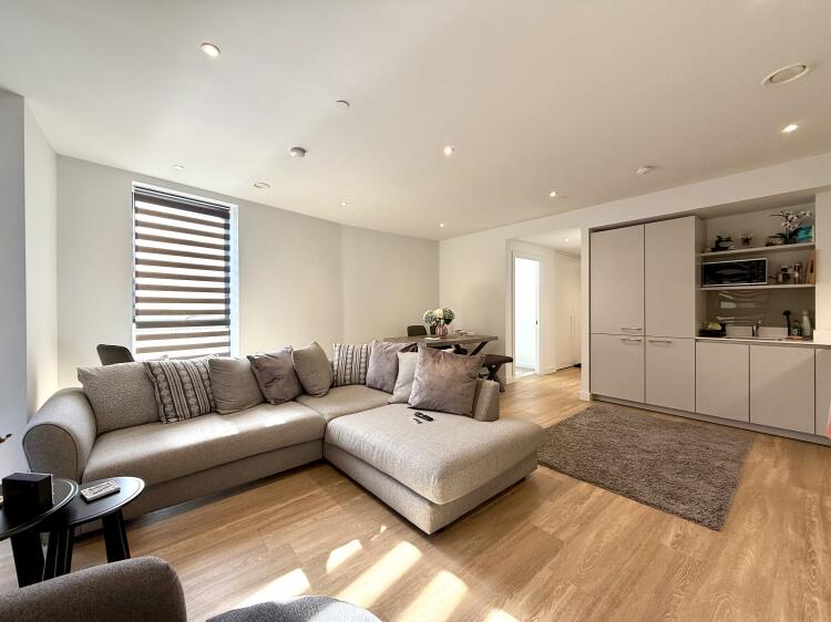 Manchester New Square Calico Building M1 photo 3