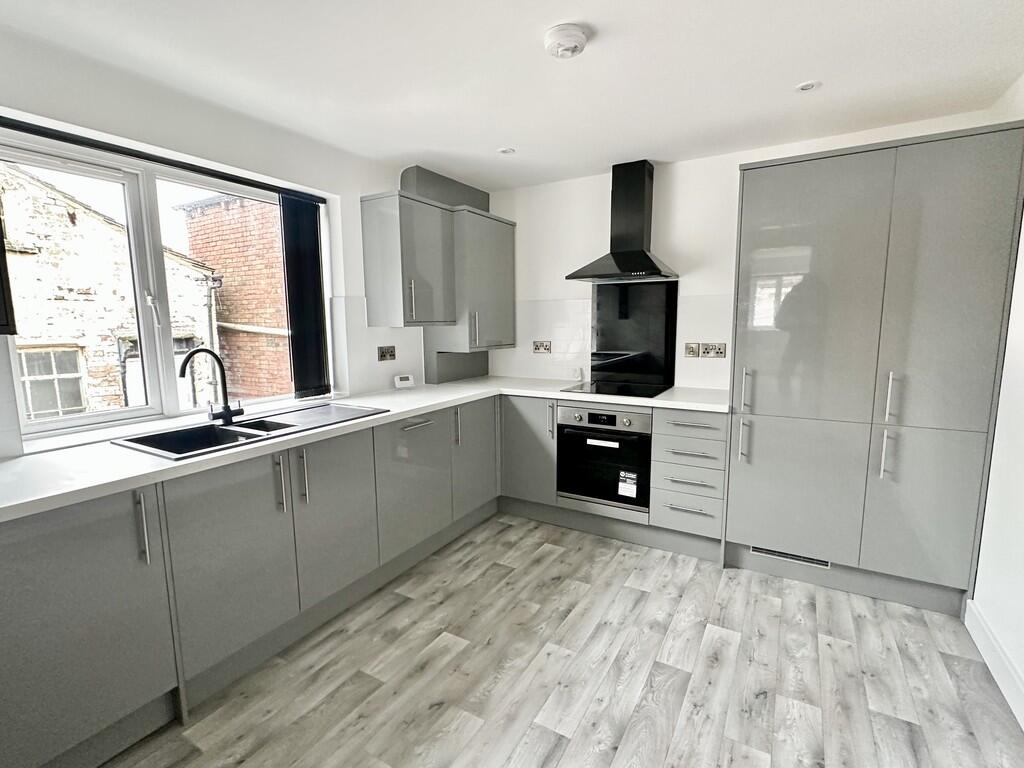 Main image of property: Cheapside, Cleckheaton