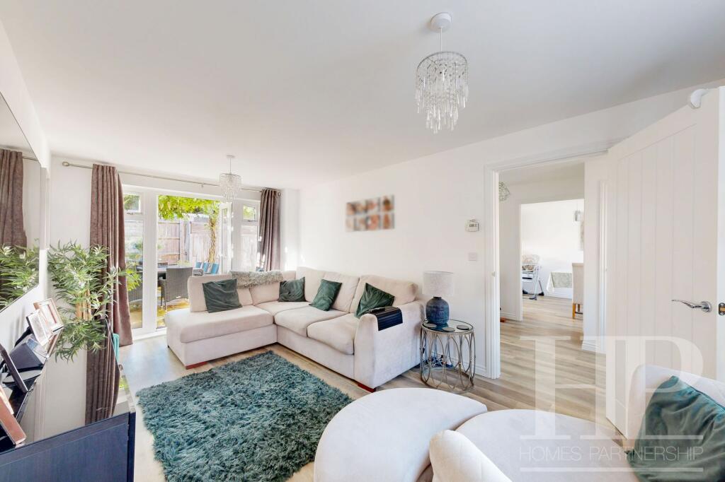 House in Horsham, Colgate - View 5