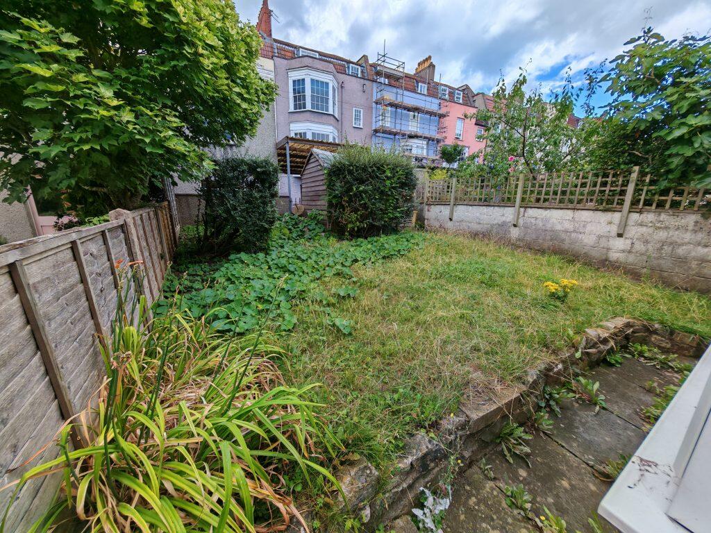 5 bedroom house for rent