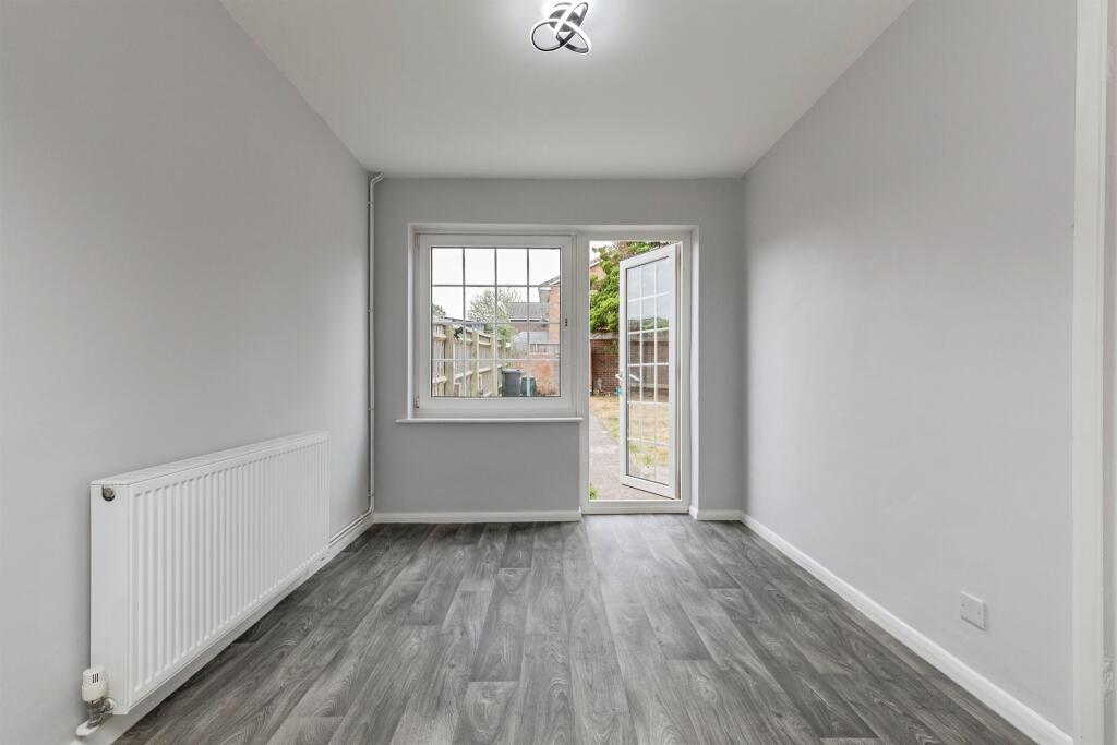 House in Dodington, South Gloucestershire - View 4
